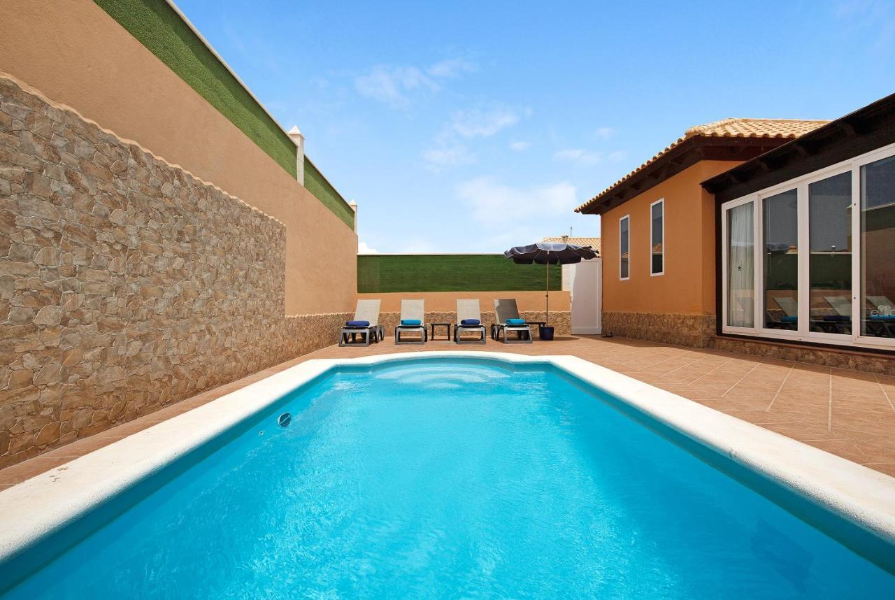 Villa Contenta คอร์ราเลโฮ ภายนอก รูปภาพ