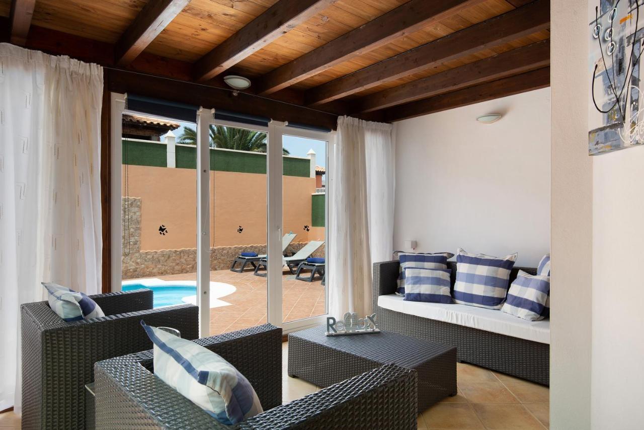 Villa Contenta คอร์ราเลโฮ ภายนอก รูปภาพ
