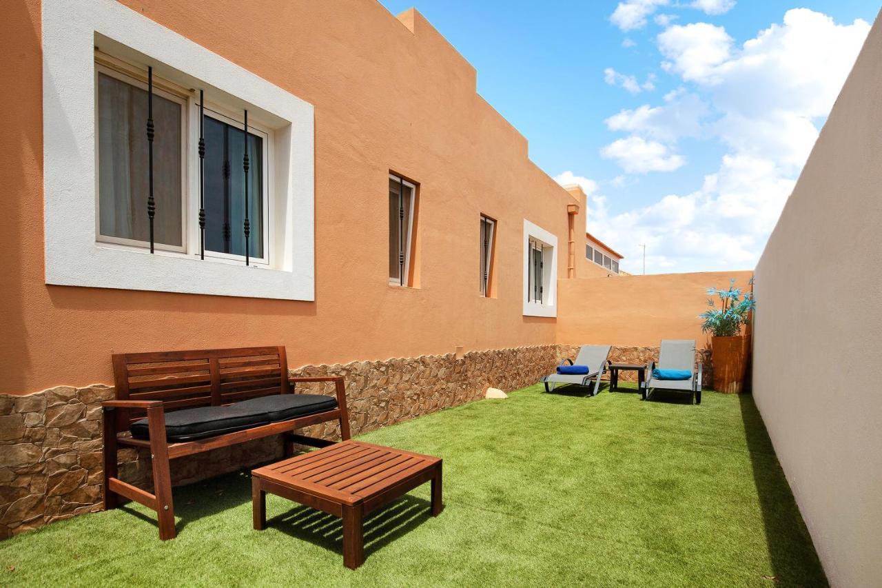 Villa Contenta คอร์ราเลโฮ ภายนอก รูปภาพ