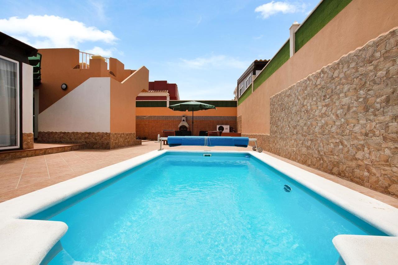 Villa Contenta คอร์ราเลโฮ ภายนอก รูปภาพ